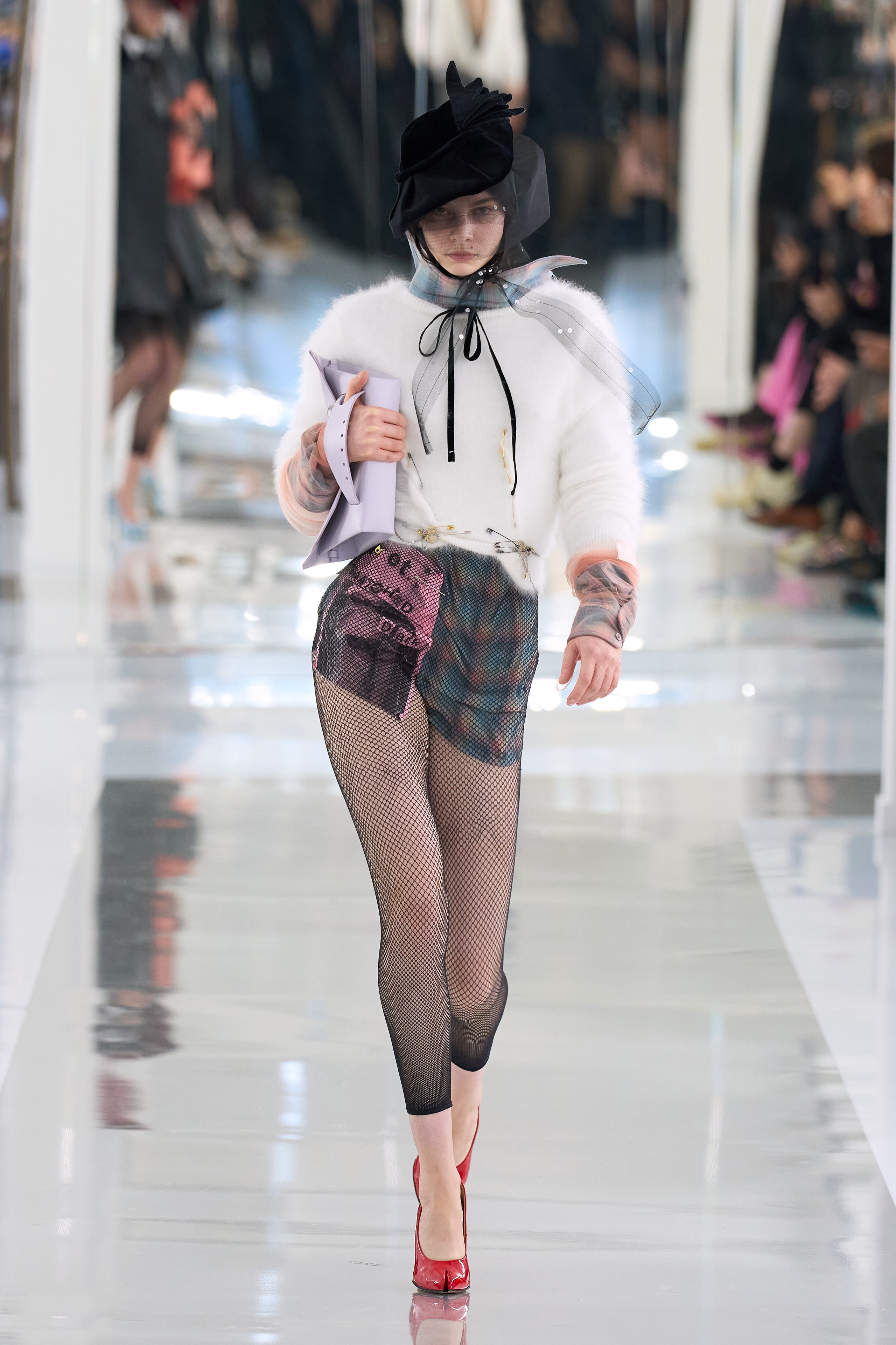 How To Wear Mm6 Martin Margiela Shoes? Fashion Tips