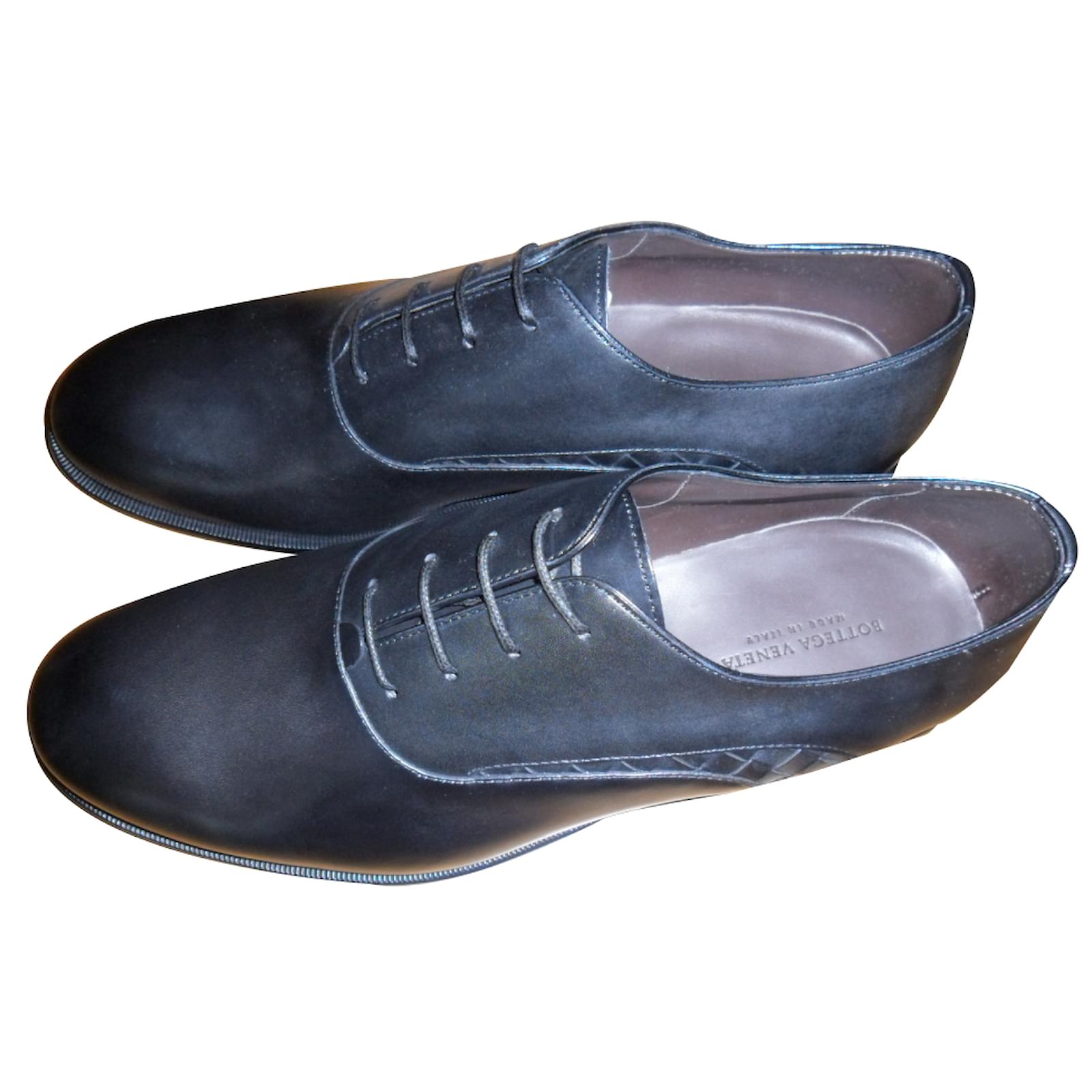 What Are Bottega Veneta Mens Shoes? Style Guide